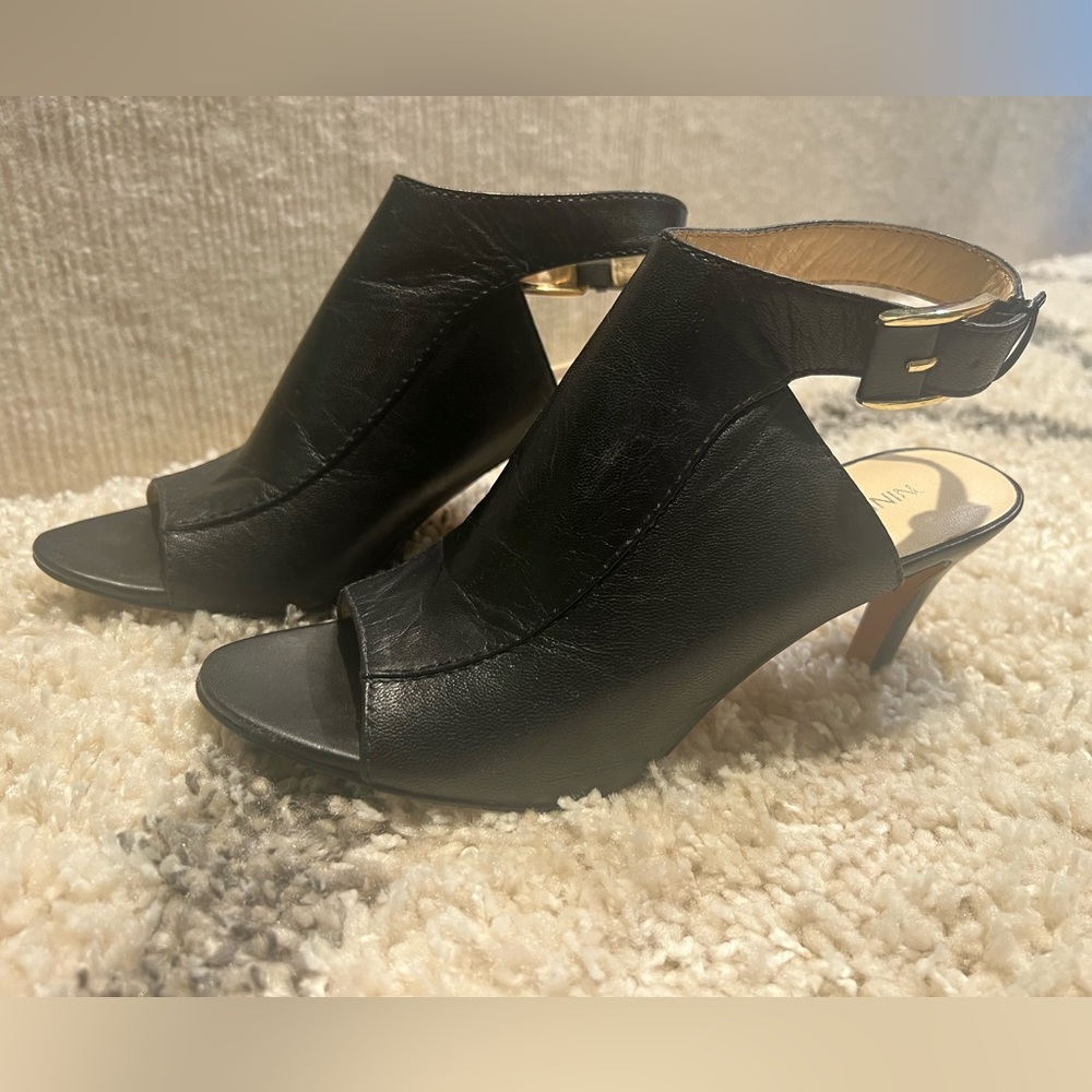 Nine West Black leather high heels for Women